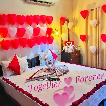 Baga Fantacia Beach Inn Калангуте Екстериор снимка